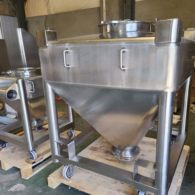 Mezclador químico industrial farmacéutico de la sola del brazo de la elevación del cono IBC licuadora cuadrada del compartimiento